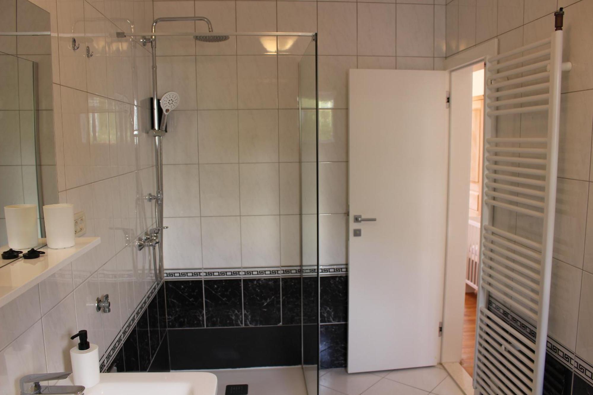 חוואר Apartments Riljic מראה חיצוני תמונה